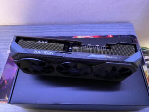 AMD-Radeon-RX-9070-XT-Gigabyte-Scalper-early-release-2