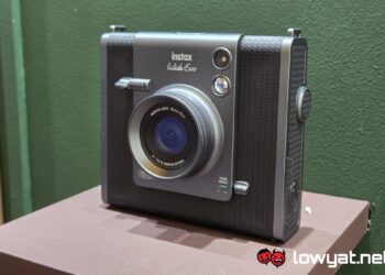 Fujifilm instax Wide Evo front