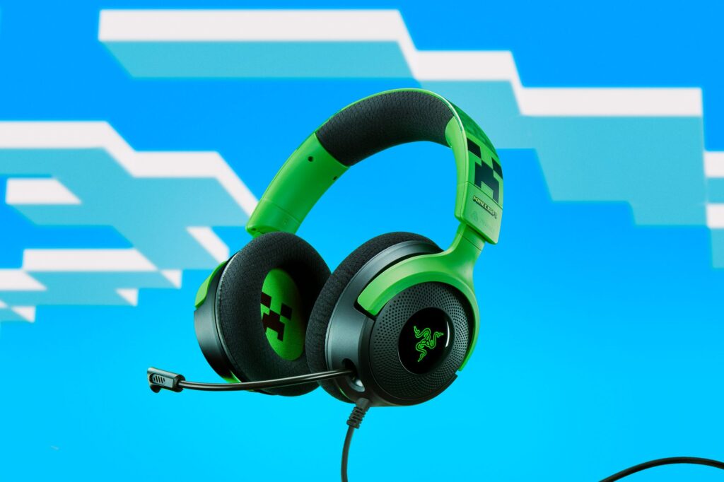 Razer Kraken V4 X Minecraft Edition